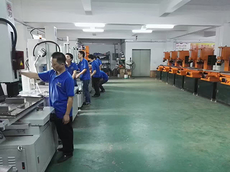 3da0fe8c00c14c02acb437e1da5b8291_2