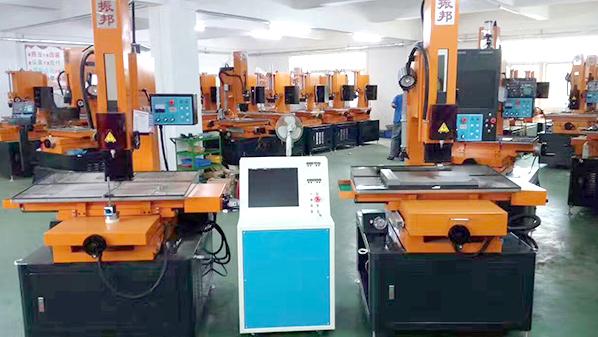 振邦生產(chǎn)車(chē)間